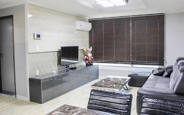 Andong Sketch Pension