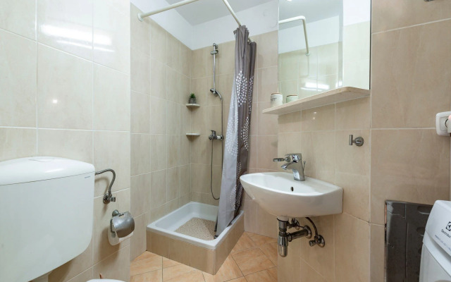 Green Terrace Apartment I