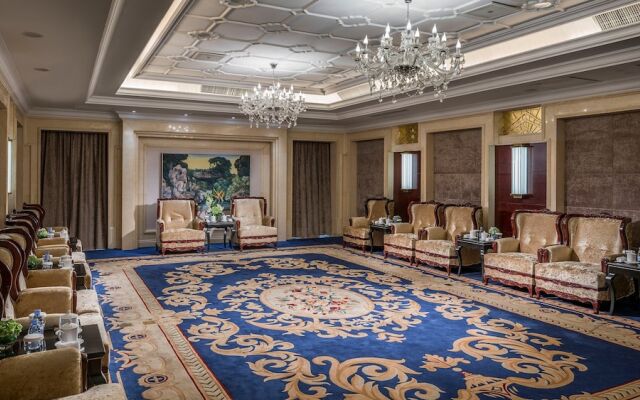 Holiday Inn & Suites Wuhan International Expo