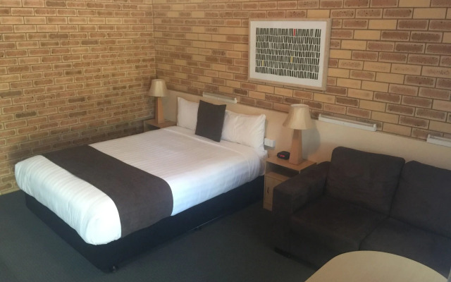 Blue Violet Motor Inn