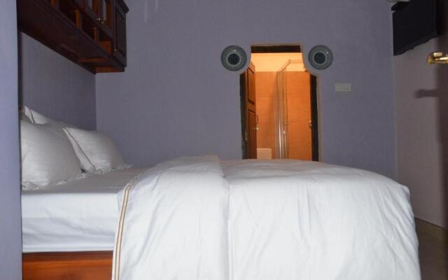 The Buena Vista Kandy