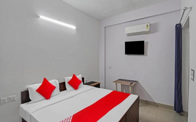 OYO Flagship 80598 Hotel Grand Shiva