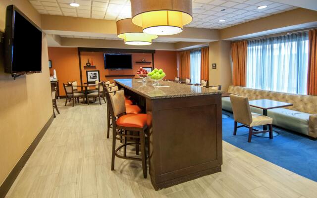 Hampton Inn Metairie