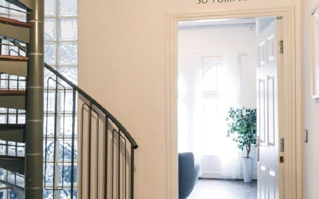 Stunning Shabby Chic Loft Apartment