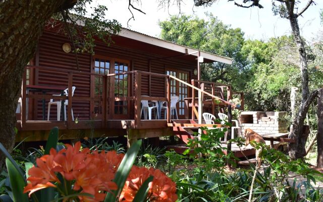 Woodlands Cottages & Camping