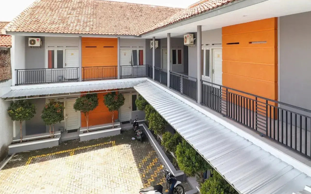 Hotel O Garut near Alun-Alun Tarogong formerly Wisma Etiga