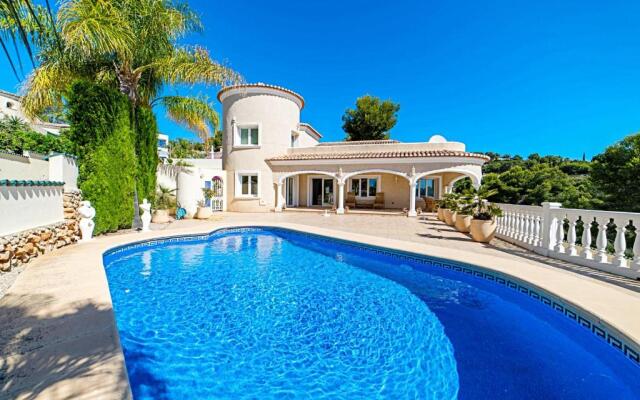 El Sol - luxury villa with private pool in Benissa
