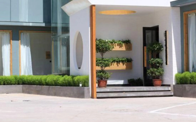Zhoukou Yihua Yizhu Boutique Hotel