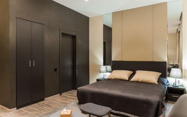 Malon Apartments