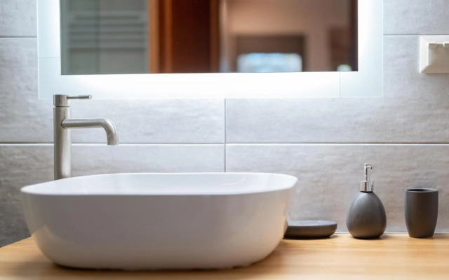 Sofita με θέα τη θάλασσα