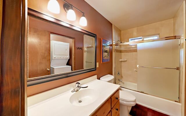 1805 Chibcha St Cabin