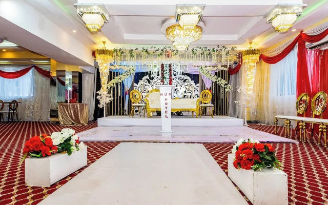 Nur Complex Hotel