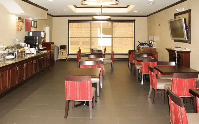 Comfort Suites Montgomery East Monticello Dr.