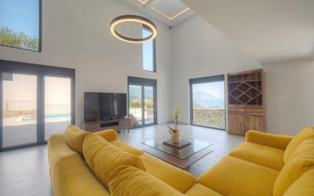 Seaview Villa with pool Vanja