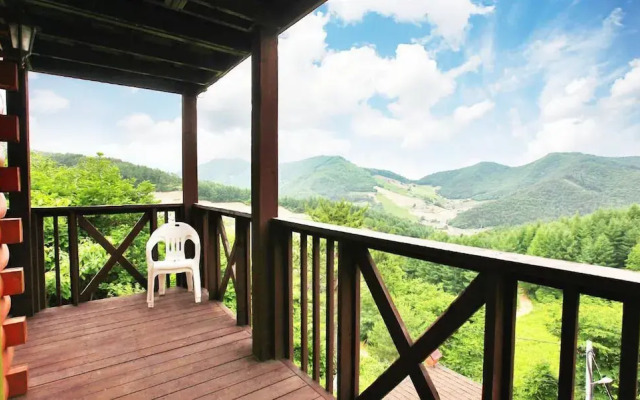 Camp Star Pension