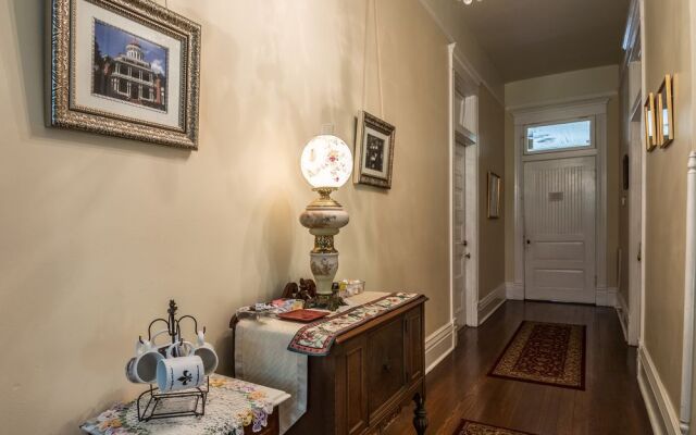 Bisland House Bed and Breakfast