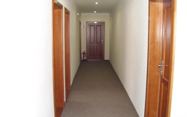 Guest House Mladosť