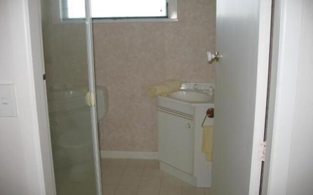 59 Chaucer Apartment