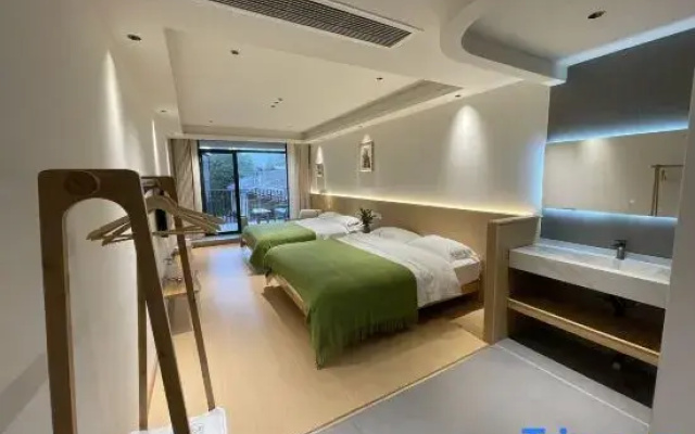 Tianjia Courtyard B&B