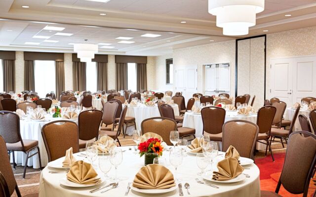 Hilton Garden Inn Boston Logan Airport