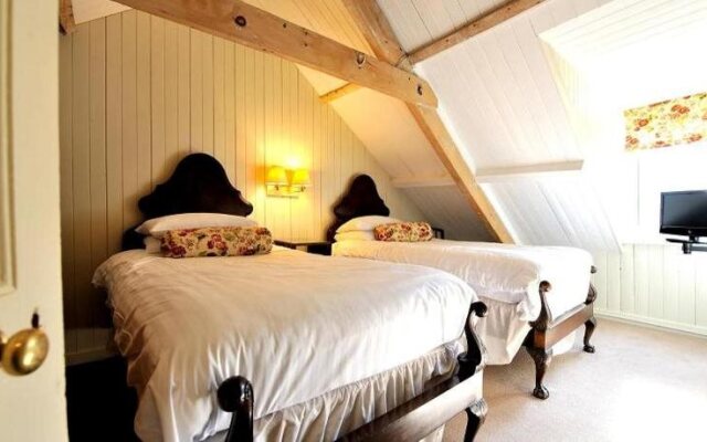 Port Gaverne Hotel