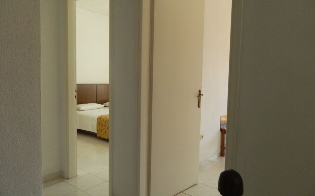 Marou Hotel