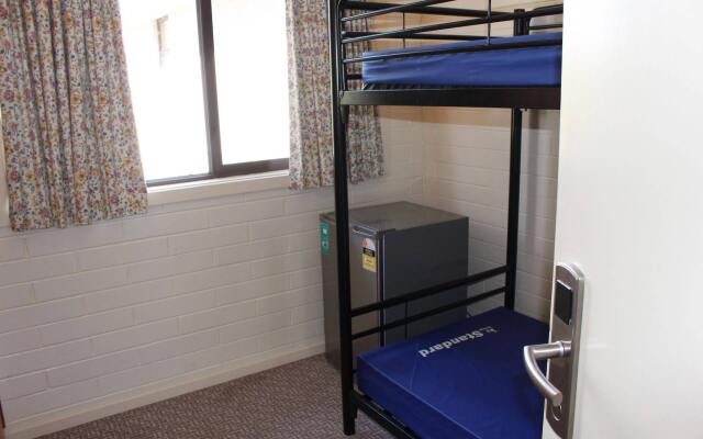 SJ Hostel