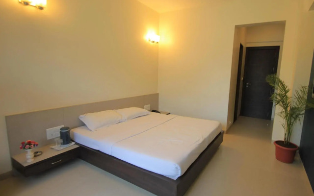 Hotel Sai Dwarka Palace