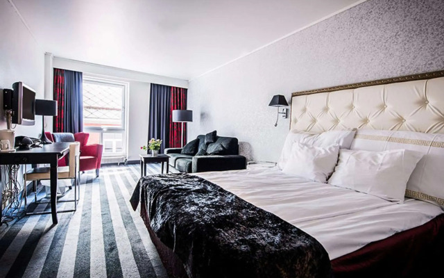 Home Hotel Grand Olav