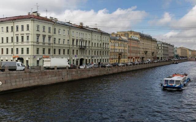 Apartment Fontanki 77