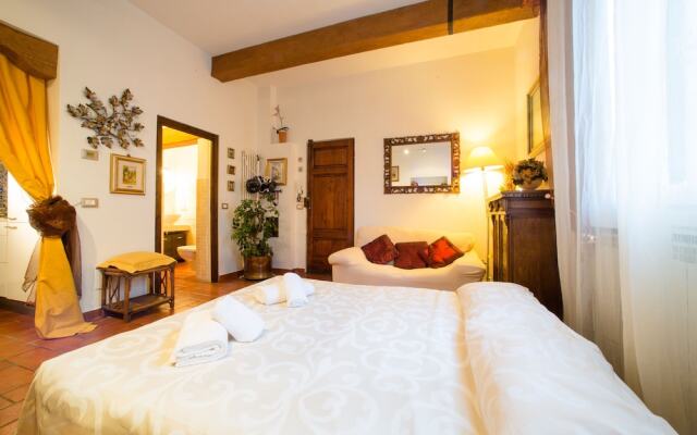 Senese 25A - Keys Of Italy