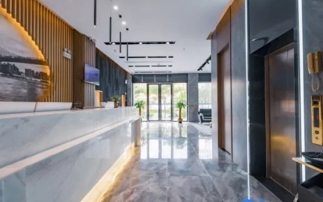 Super 8 Hotel (Sanya Bay Jixiang Street)