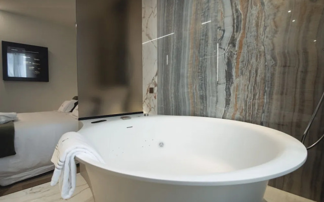 Tritone Luxury Suites Fontana di Trevi