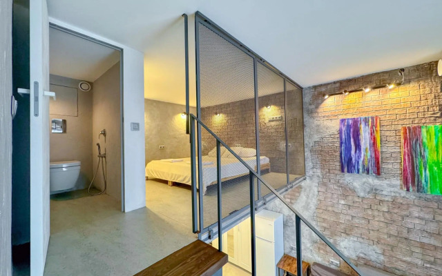 Anwen Apartments on Skipper Street