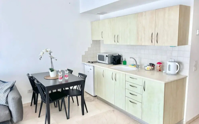 Amazing studio - with Balcony
