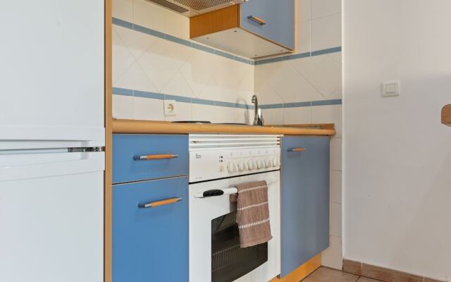 Sun-kissed Holiday Home in Islantilla With Swimming Pool