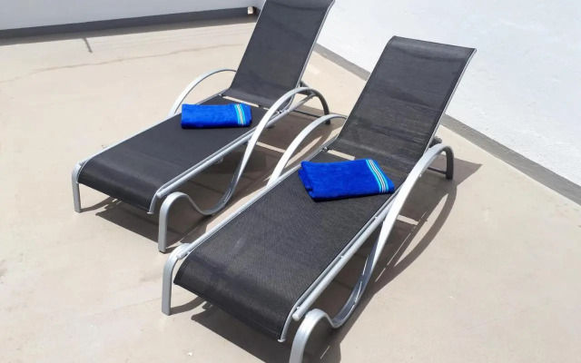 City Beach Home 60