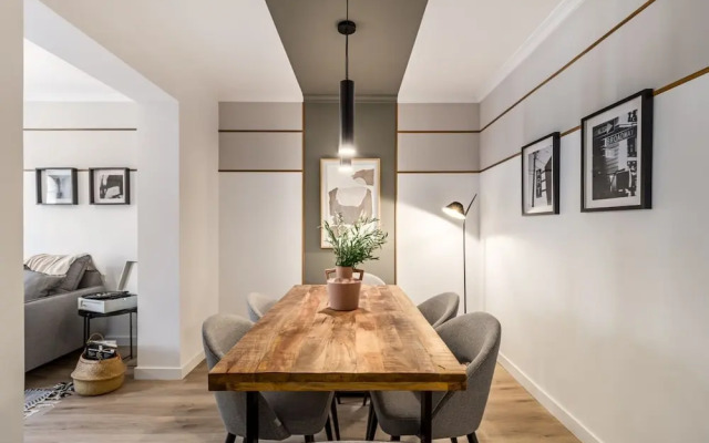 Nicks - 2 Bedrooms in Trafalgar