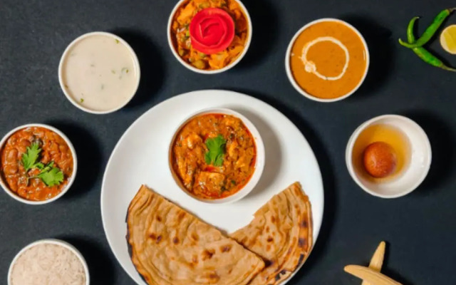 OYO 15359 Hotel Kanchandeep