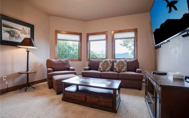 Churchill Lodge South