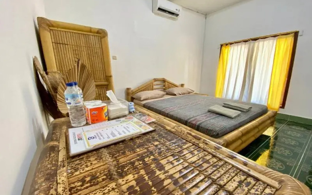 Duyung Rooms And Resto By Zuzu