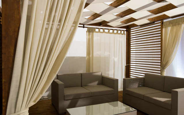 Seven Suite