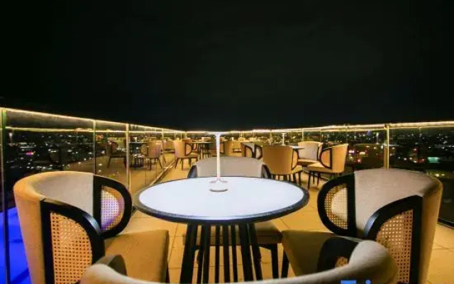 Ramada By Wyndham Vientiane Central