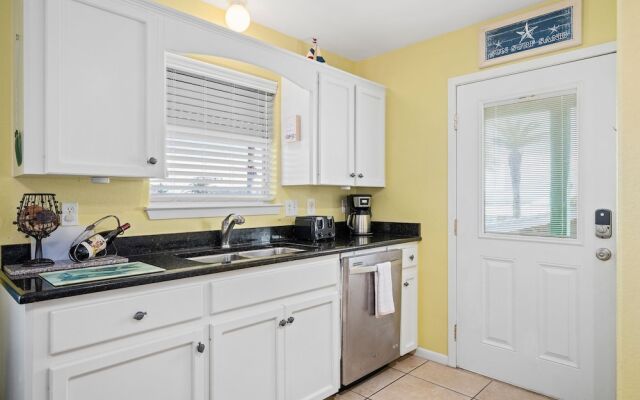 Salt Life Bay Getaway