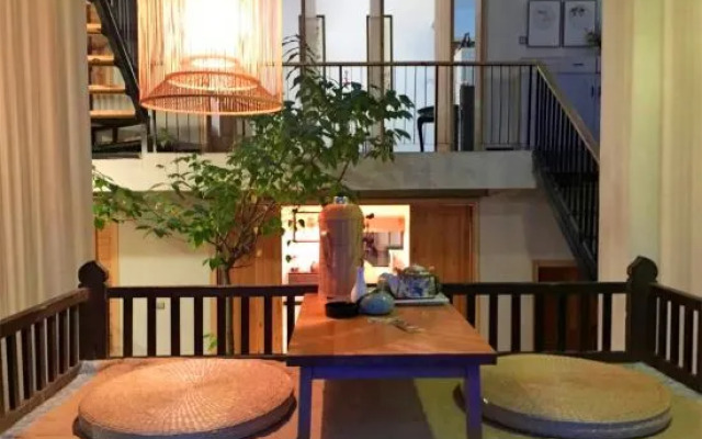 Baoxingtian Sister Inn