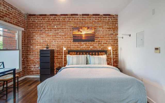Venice Breeze Suites