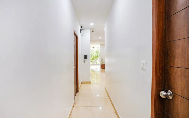 Fabhotel Rlv Green Palace