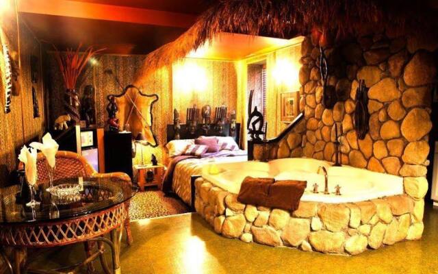 Mariaggi's Theme Suite Hotel & Spa