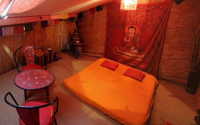 Le Colombier De Cyrano Et Roxane