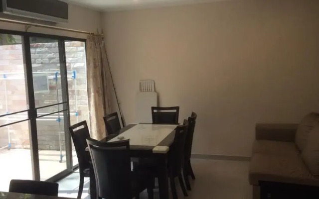 Baan Somprasong Condominium